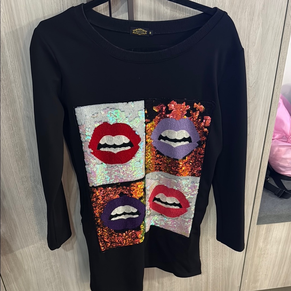 Black Sequin Lip Design Women's Hoodie dress size M